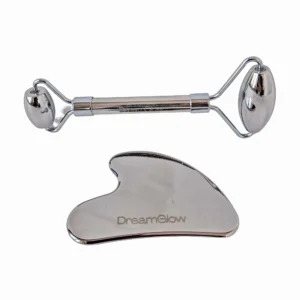 DreamGlow Gezichtsroller & Gua Sha Set in rvs stainless steel op neutrale achtergrond
