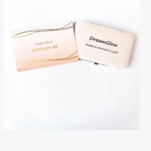 DreamGlow Luxe Manicureset in gebruik getoond van DreamGlow voor dagelijks gebruik