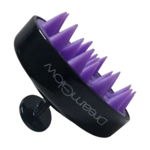 DreamGlow Scalp Massager in zwart op neutrale achtergrond