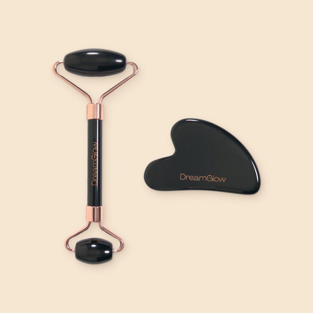 DreamGlow Gua sha en gezichtsroller Obsidiaan – vooraanzicht