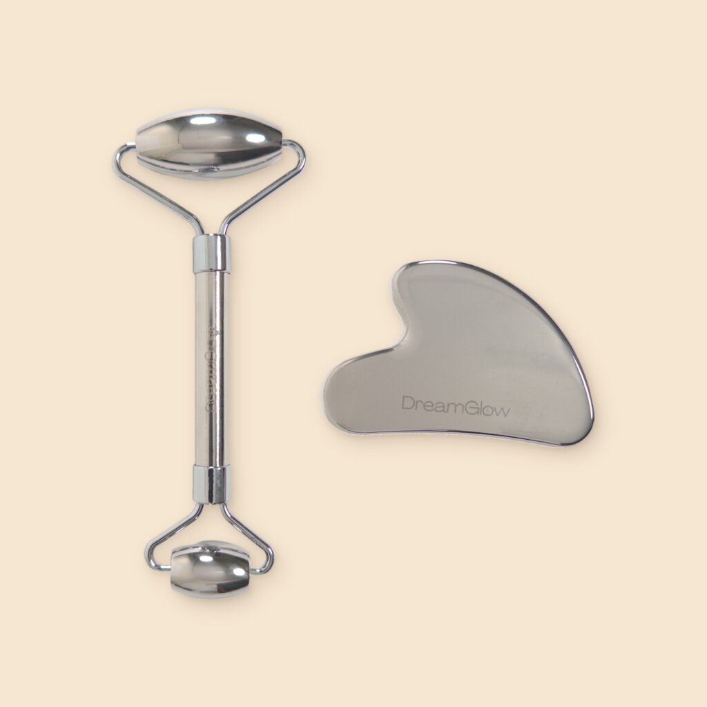 DreamGlow Gua sha en gezichtsroller RVS – vooraanzicht